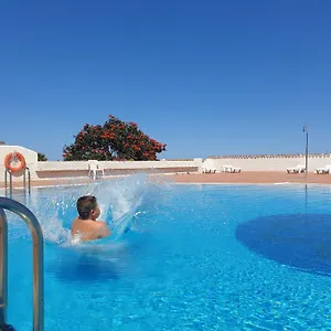 https://madre-tierra-apartment.tenerifehoteles.net